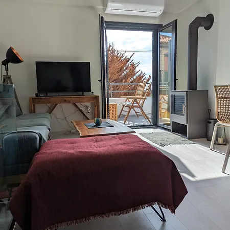 Kipaki-trachila Mani *