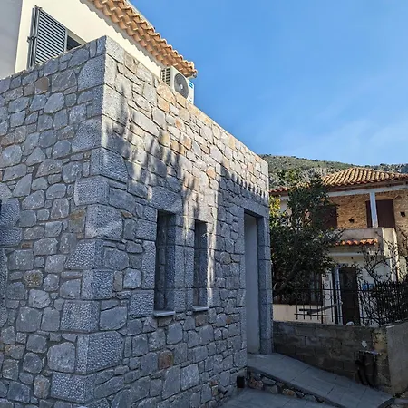 Kipaki-trachila Mani