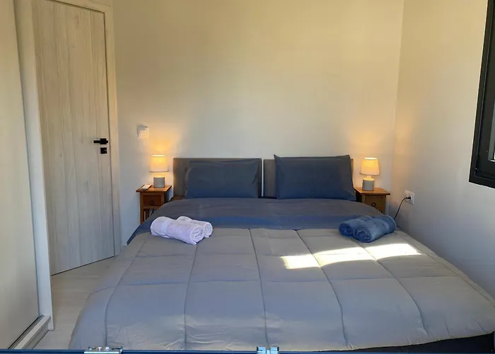 Kipaki-trachila Mani *